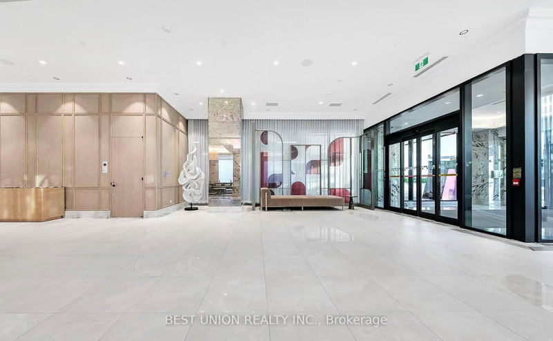 602 - 10 Inn On The Park Dr, Toronto, M3C 0P9 | Image 3