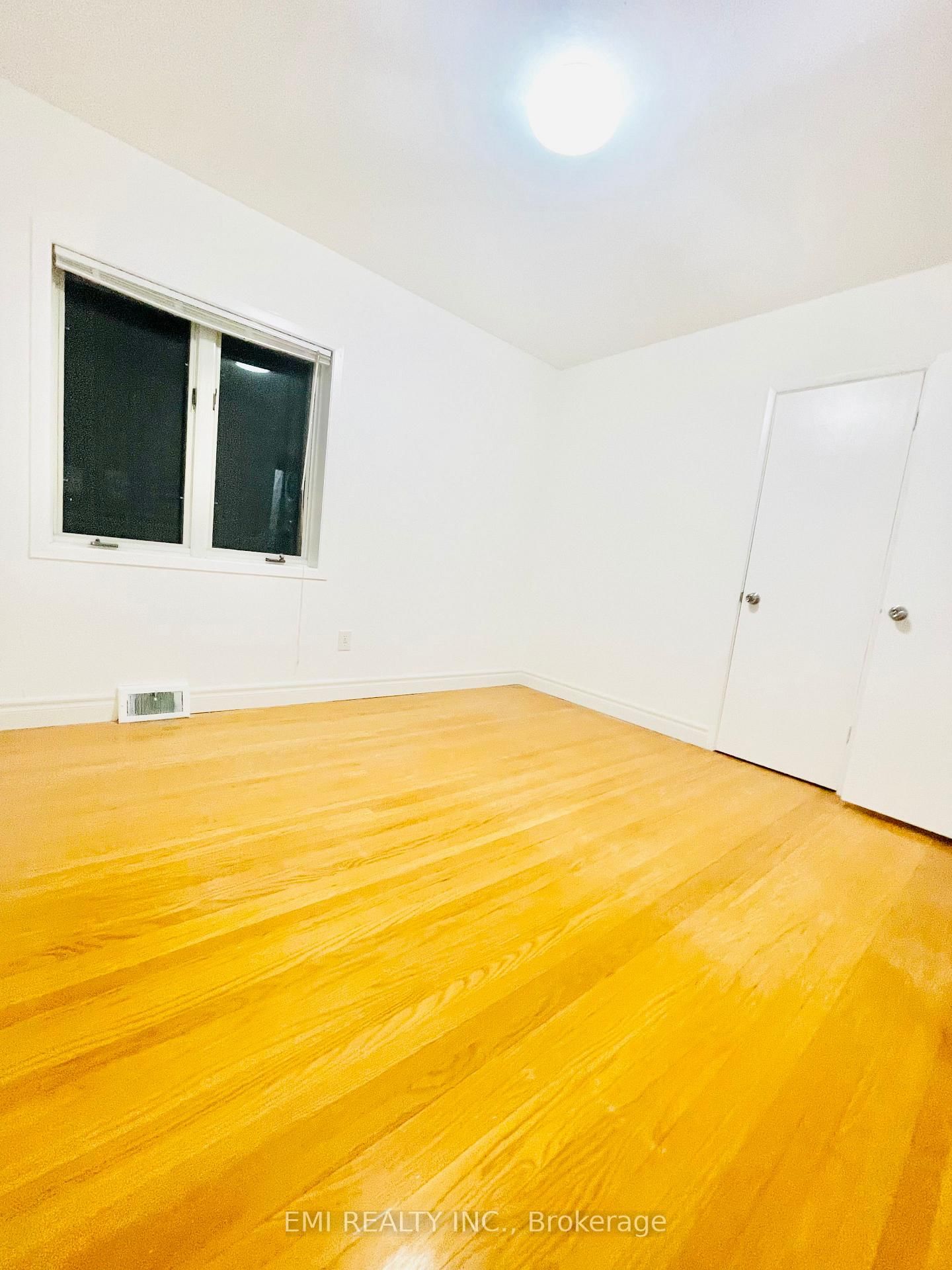 208 Patricia Avenue, Unit Main - Photo 10