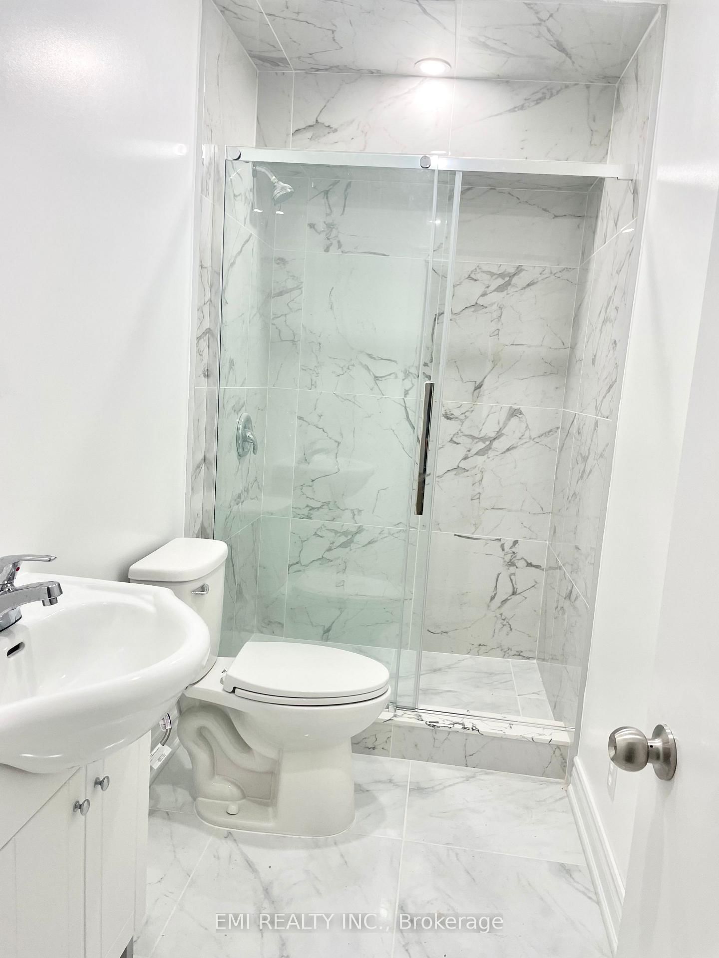 208 Patricia Avenue, Unit Main - Photo 6