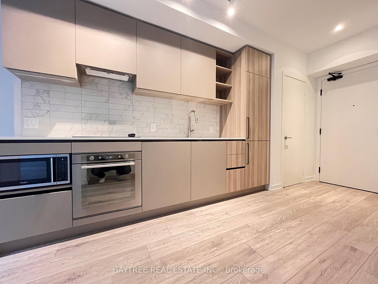 55 Mercer Street, Unit 610 - Photo 3