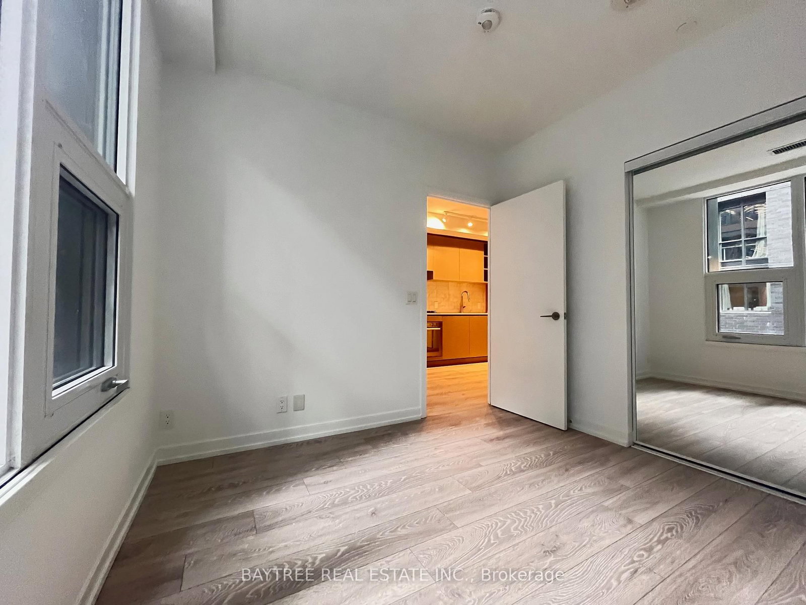 55 Mercer Street, Unit 610 - Photo 4