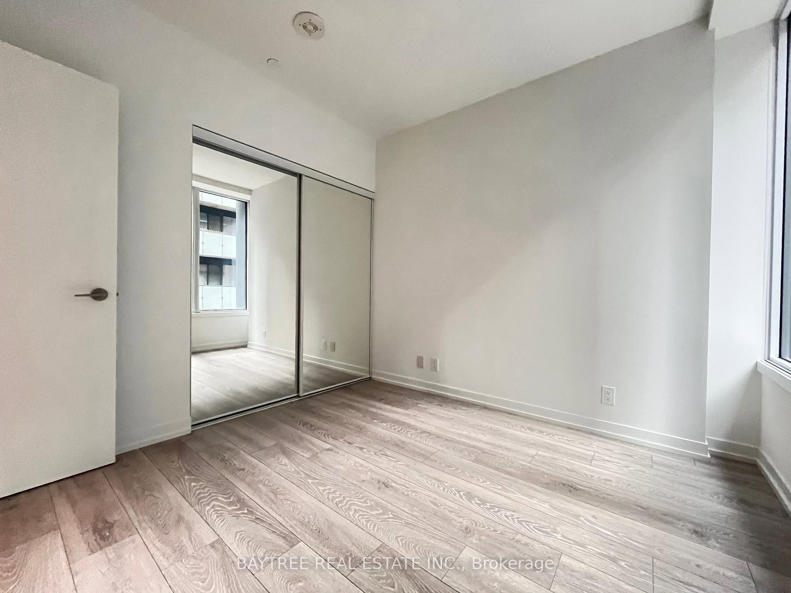 55 Mercer Street, Unit 610 - Photo 5