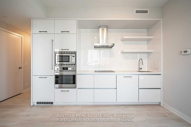 2202 - 2221 Yonge Street