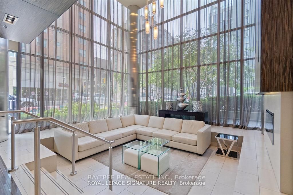 320 Richmond Street E, Unit 1018 - Photo 23