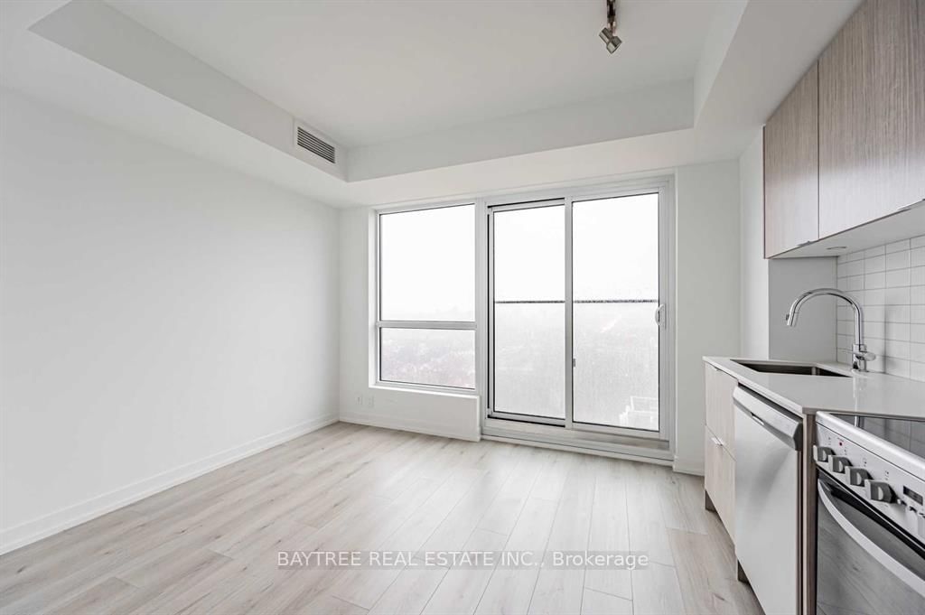 395 Bloor Street E, Unit 1609