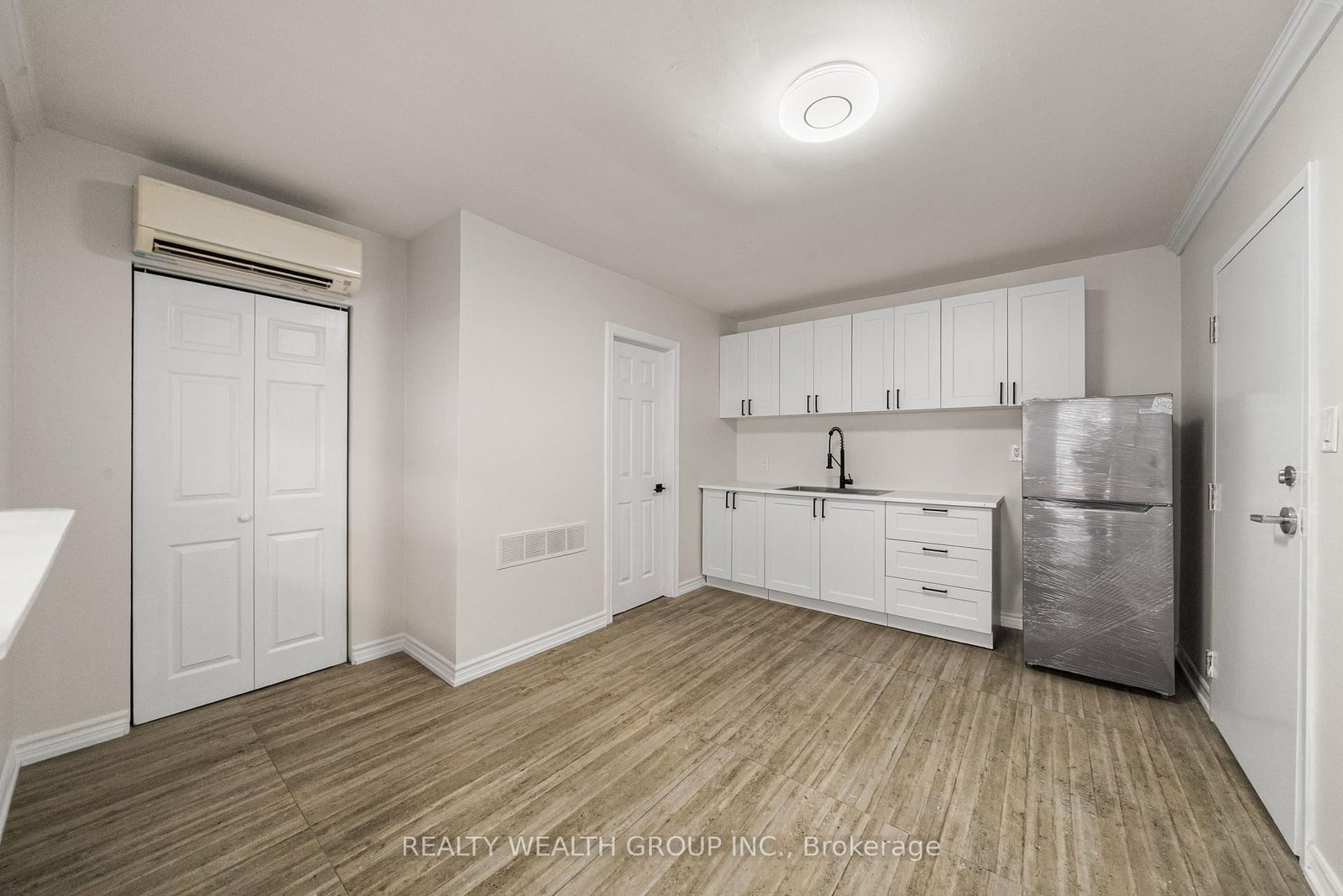 566 Queen Street W, Unit 1 - Photo 10