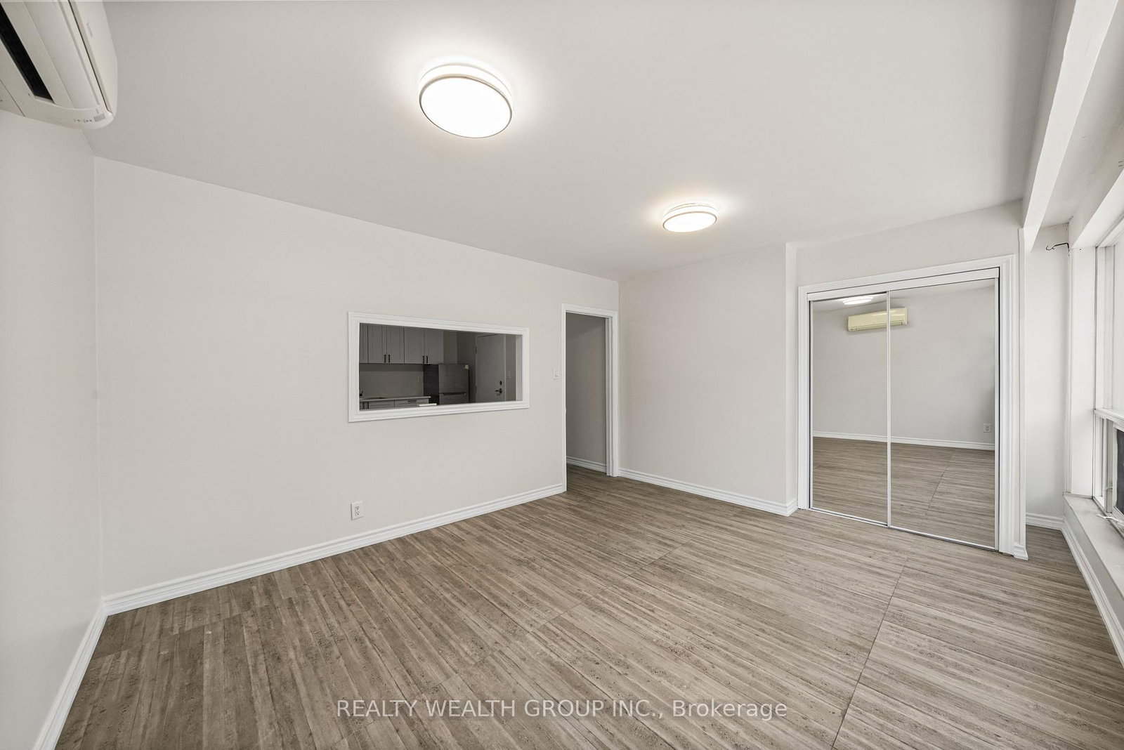 566 Queen Street W, Unit 1 - Photo 9