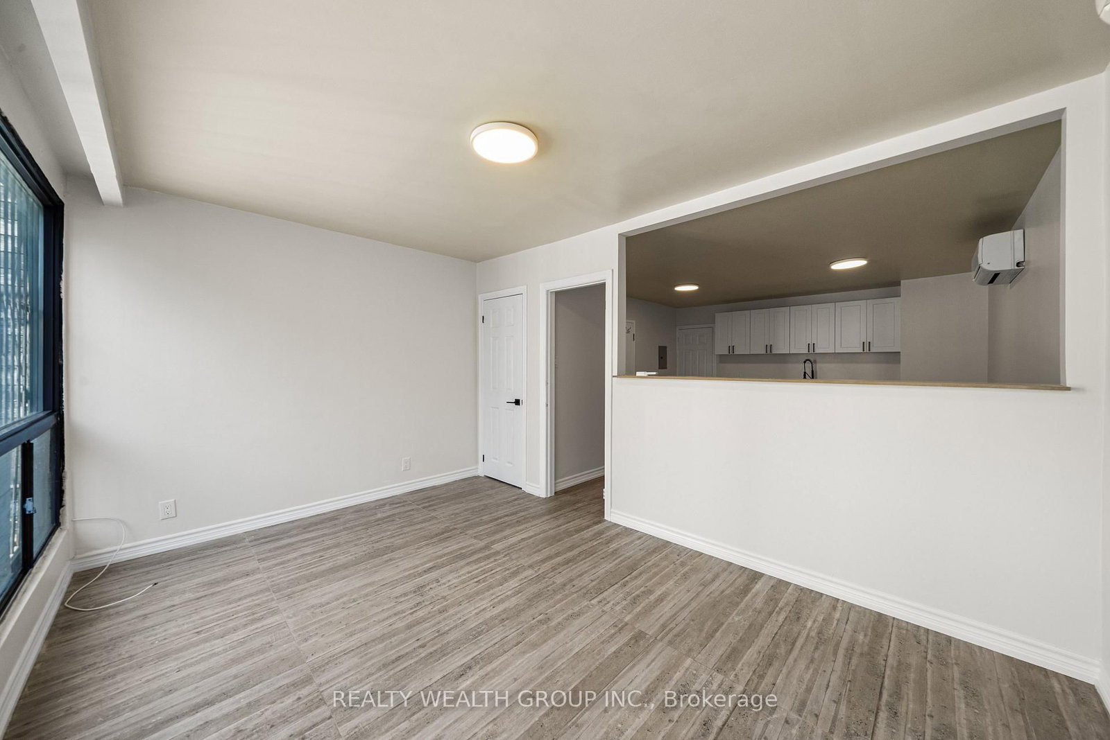 Condo for lease at 3-566 Queen Street, Toronto, Ontario, M5V 2B5 - Kensington-Chinatown - MLS: C12999220