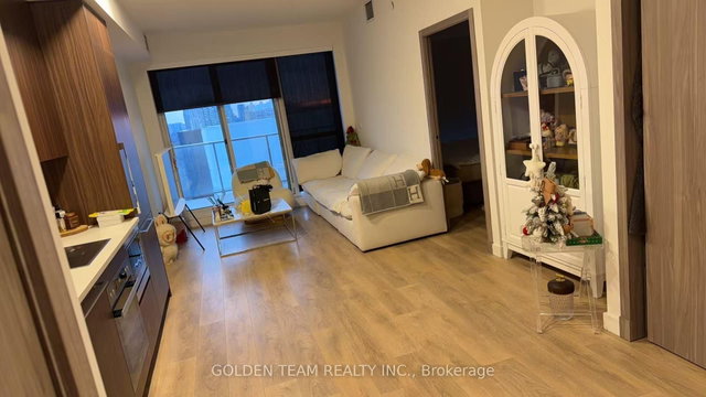 2605 - 27 Mcmahon Drive