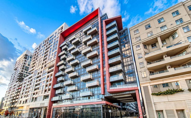 1032 - 560 Front Street W