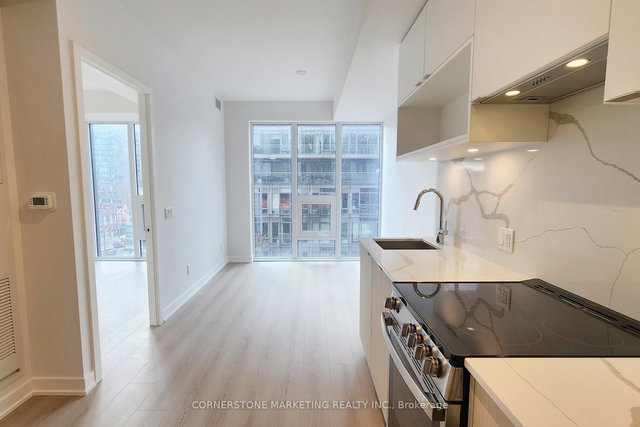 606 - 100 Queen Street E