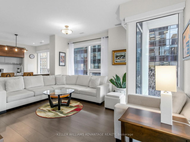 709 - 88 Scott Street