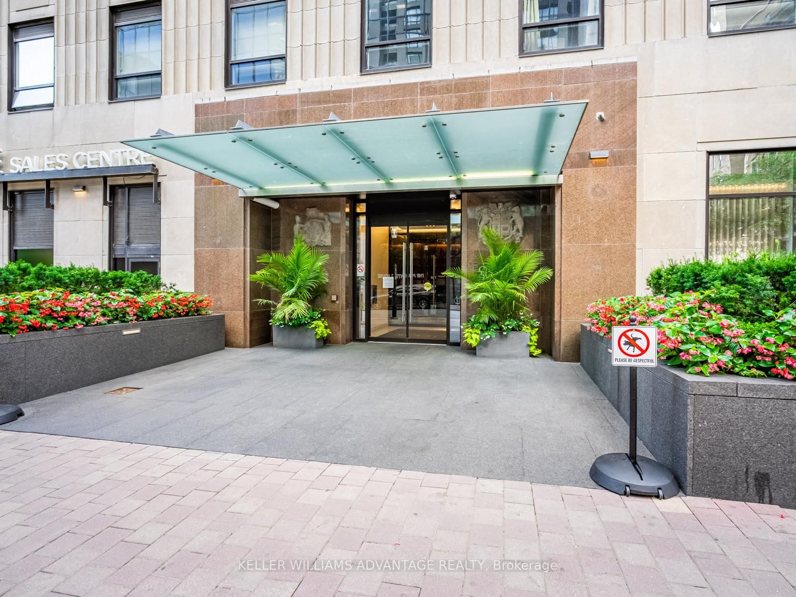 Condo for sale at 709-88 Scott Street, Toronto, Ontario, M5E 0A9 - Church-Yonge Corridor - MLS: C12999344