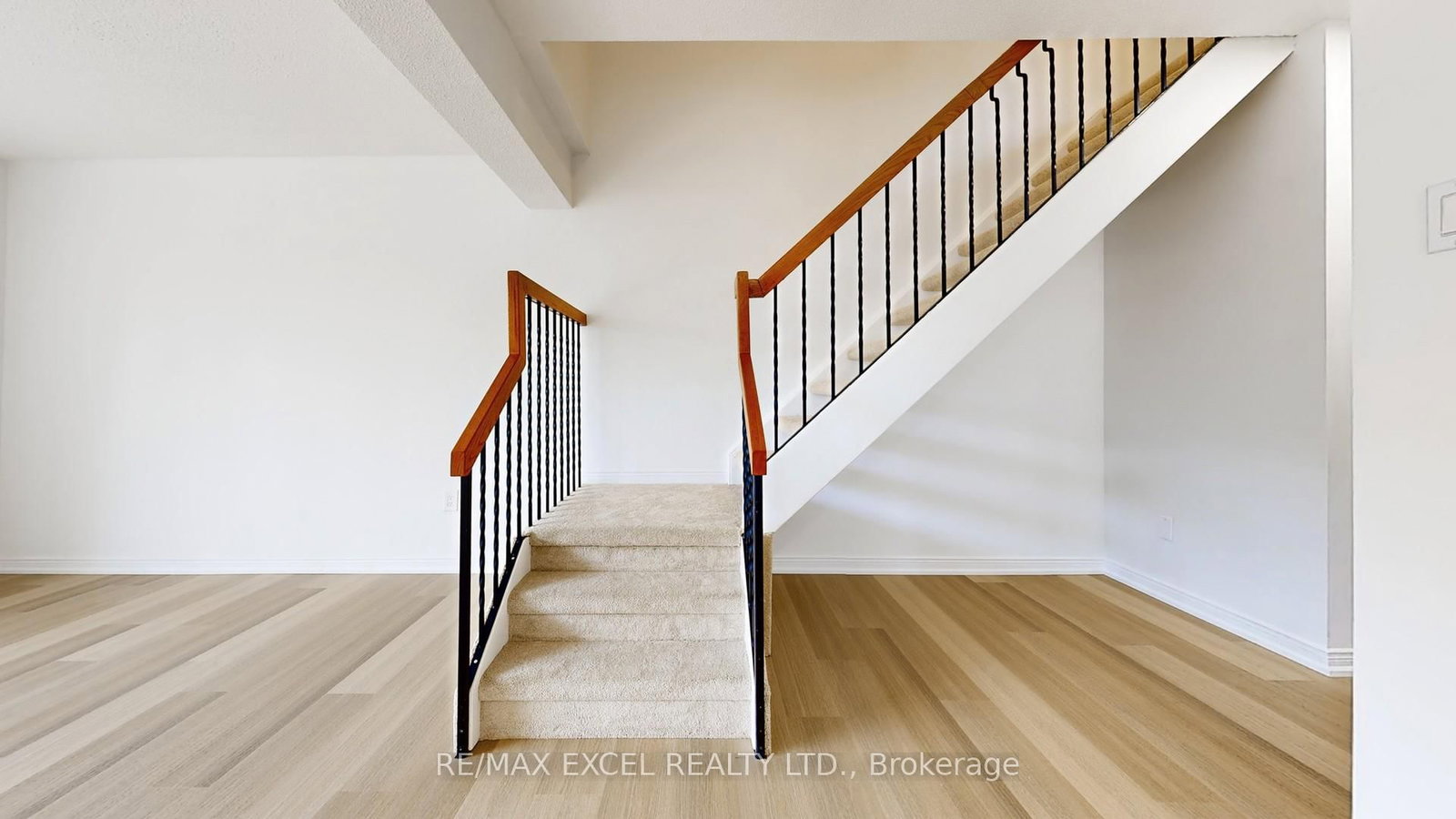 Townhouse for sale at 3 Red Maple Court, Toronto, Ontario, M2K 2T4 - Bayview Village - MLS: C12999390