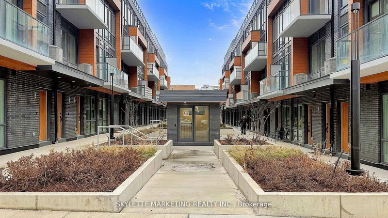 35 - 73 Curlew Dr, Toronto, M3A 0B1 | Image 2