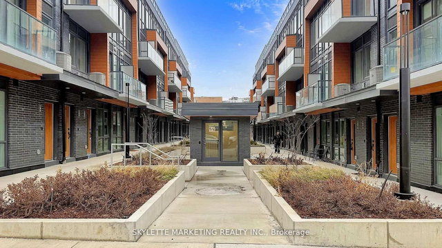 35 - 73 Curlew Drive