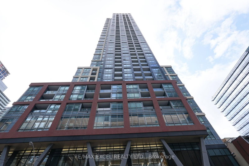 home for lease on 4509-108 Peter Street
