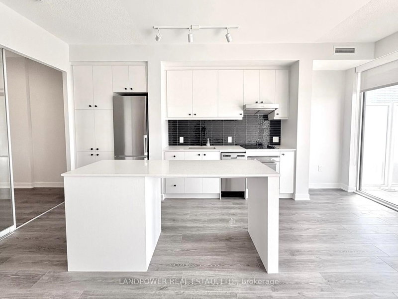 home for lease on 313-9 Tecumseth Street