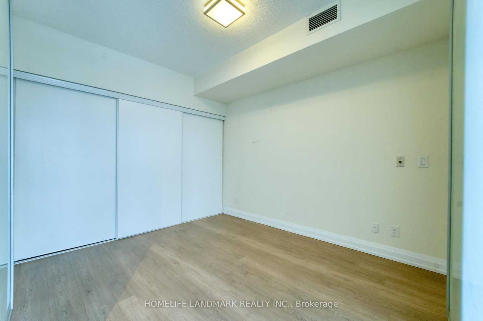 2 Anndale Drive, Unit 2009 - Photo 11