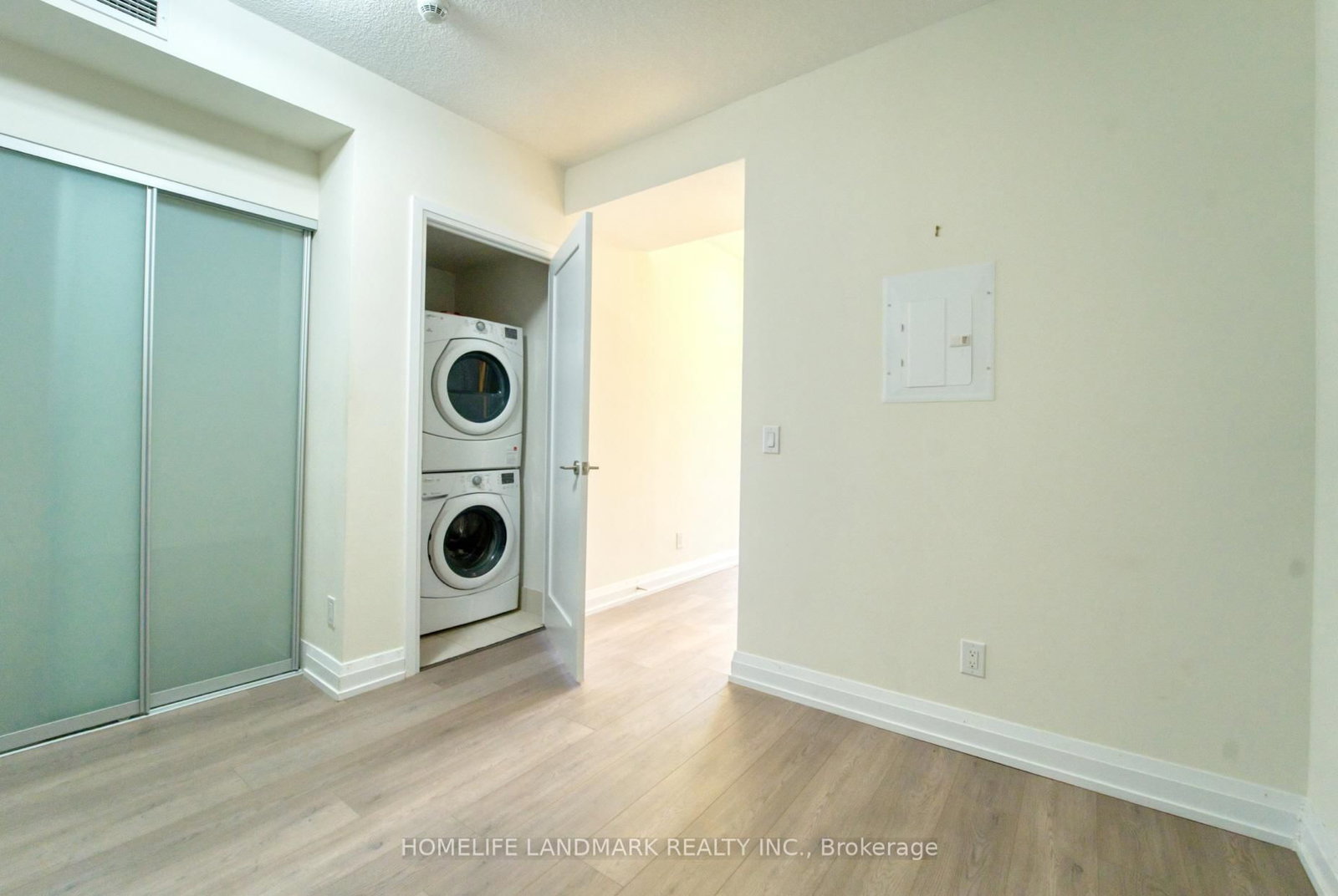 2 Anndale Drive, Unit 2009 - Photo 16