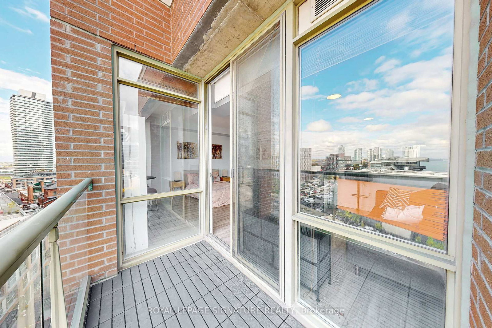 39 Parliament Street, Unit 1205 - Photo 11