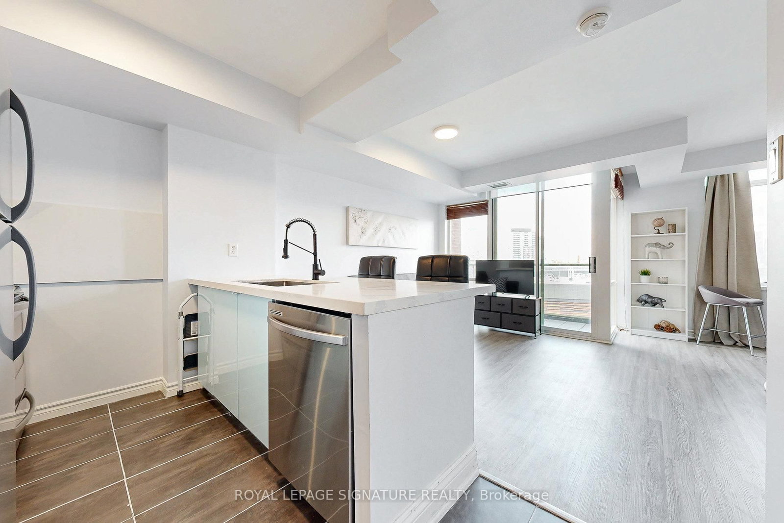 39 Parliament Street, Unit 1205 - Photo 5