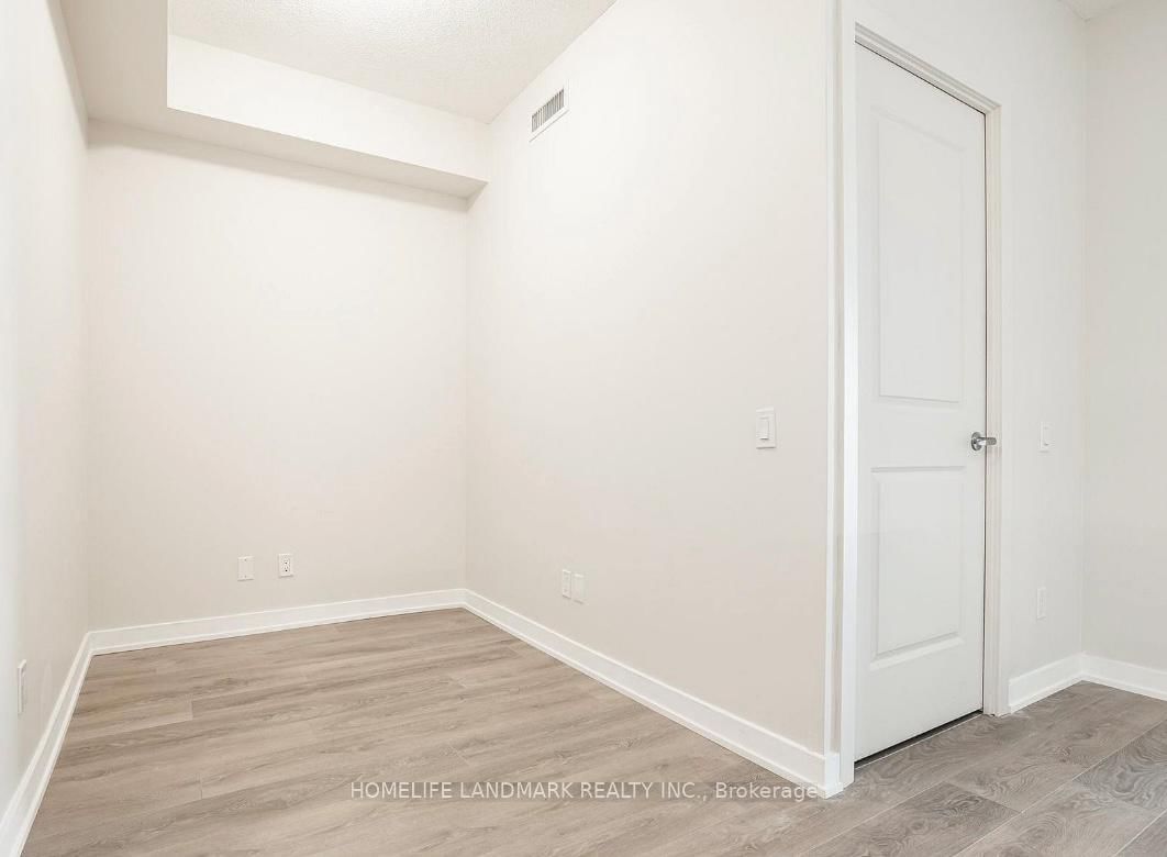 4955 Yonge Street, Unit 1009 - Photo 11