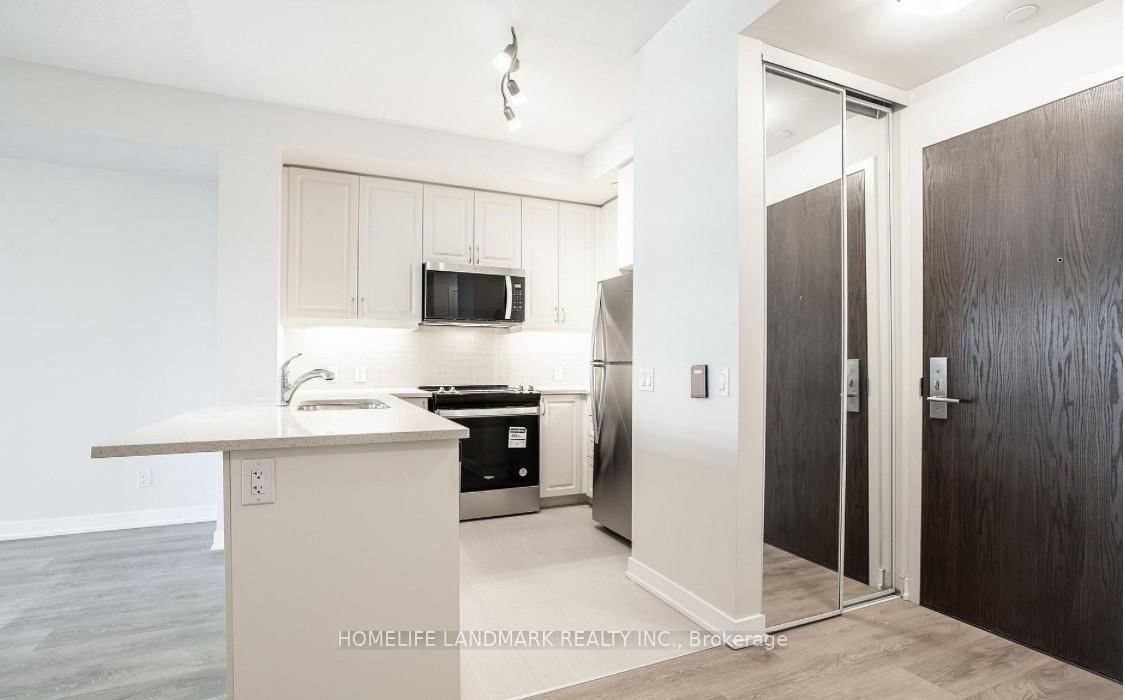 4955 Yonge Street, Unit 1009 - Photo 14