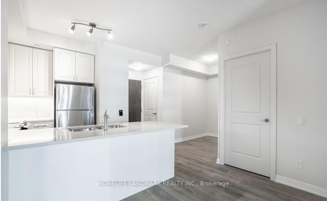 4955 Yonge Street, Unit 1009 - Photo 15
