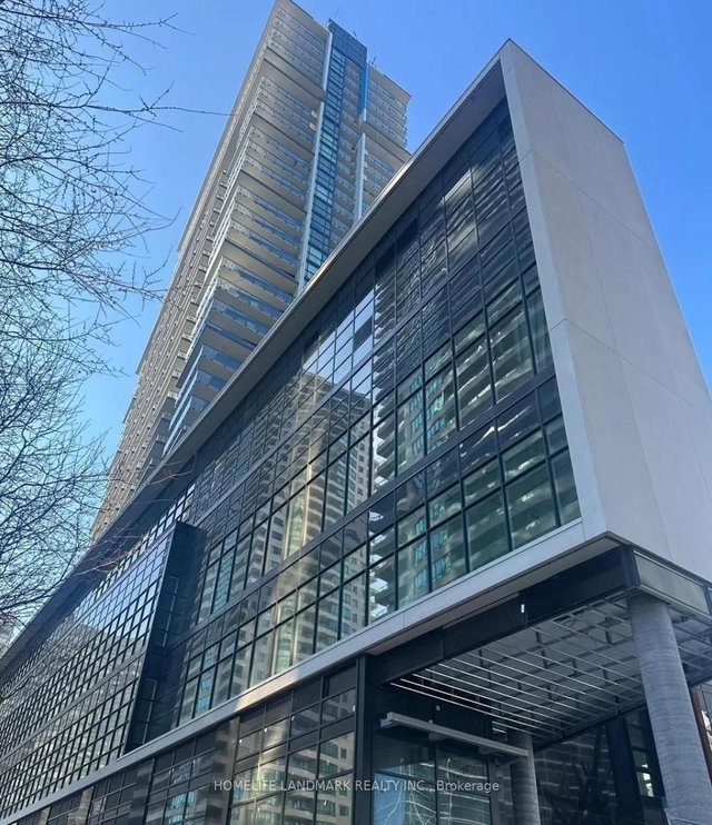 1009 - 4955 Yonge Street