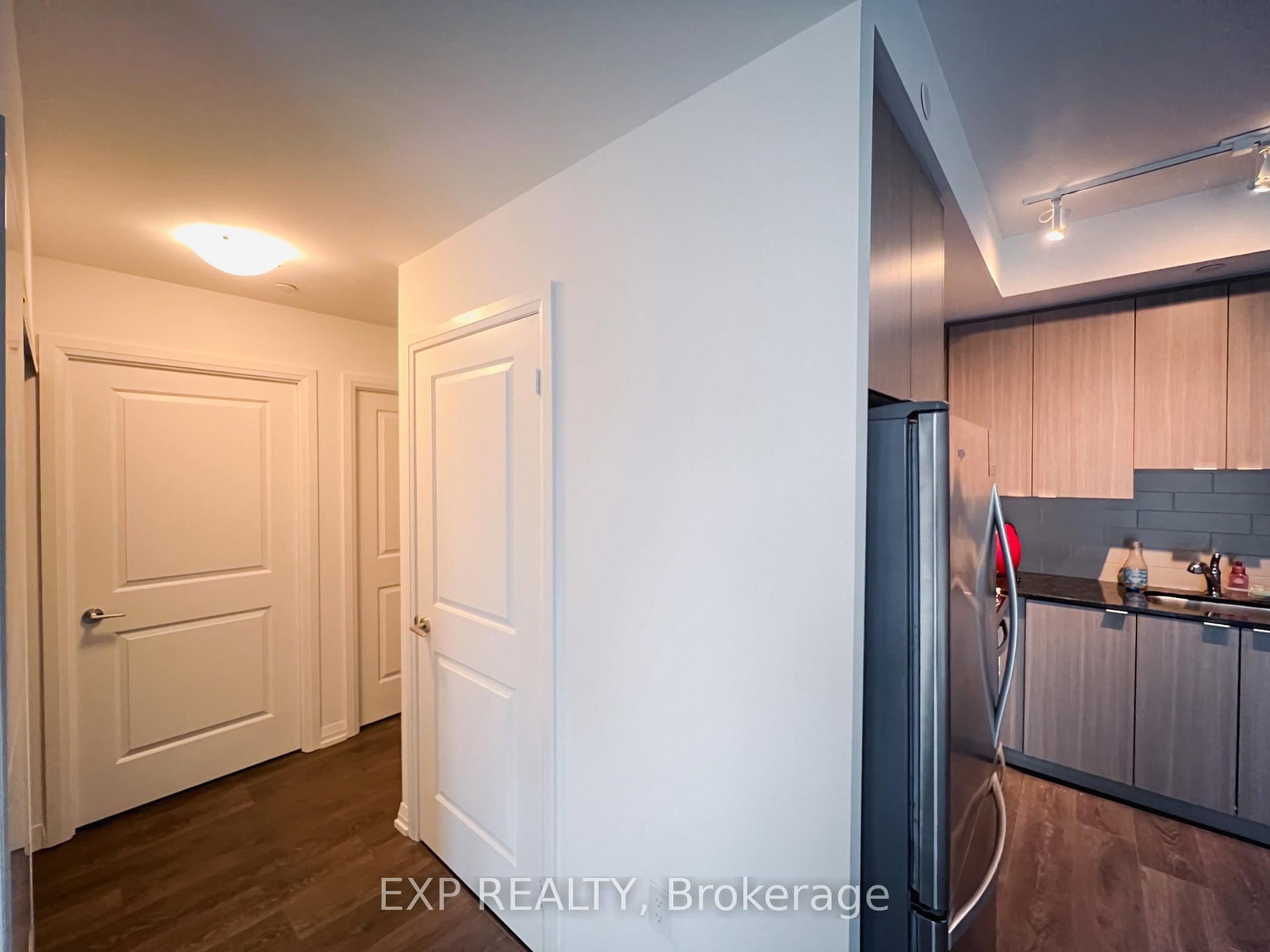 60 Ann O'reilly Road, Unit 863 - Photo 8