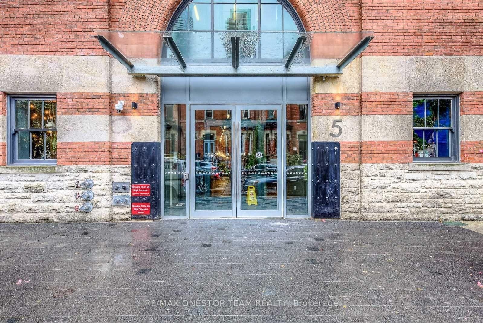 5 St Joseph Street, Unit 305 - Photo 2