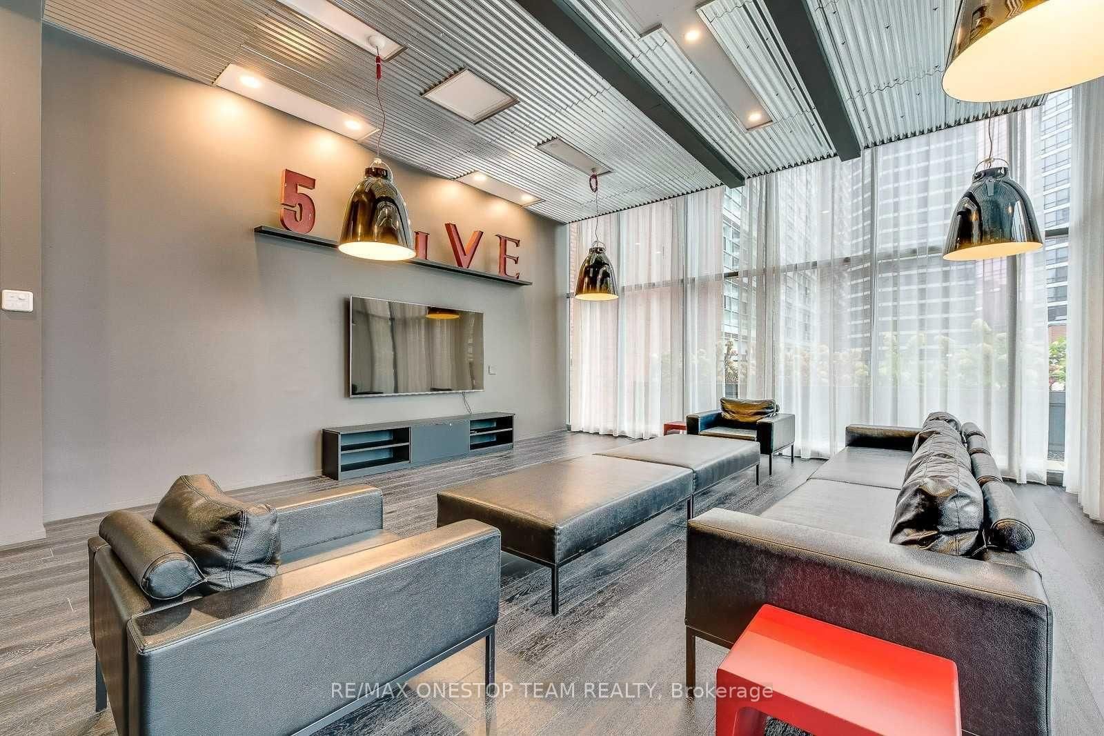 5 St Joseph Street, Unit 305 - Photo 24