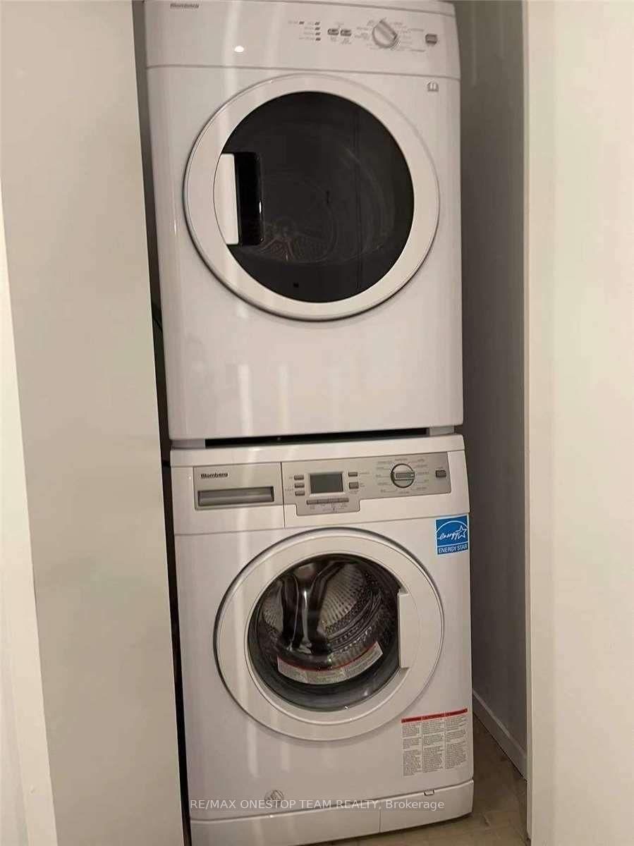 5 St Joseph Street, Unit 305 - Photo 8