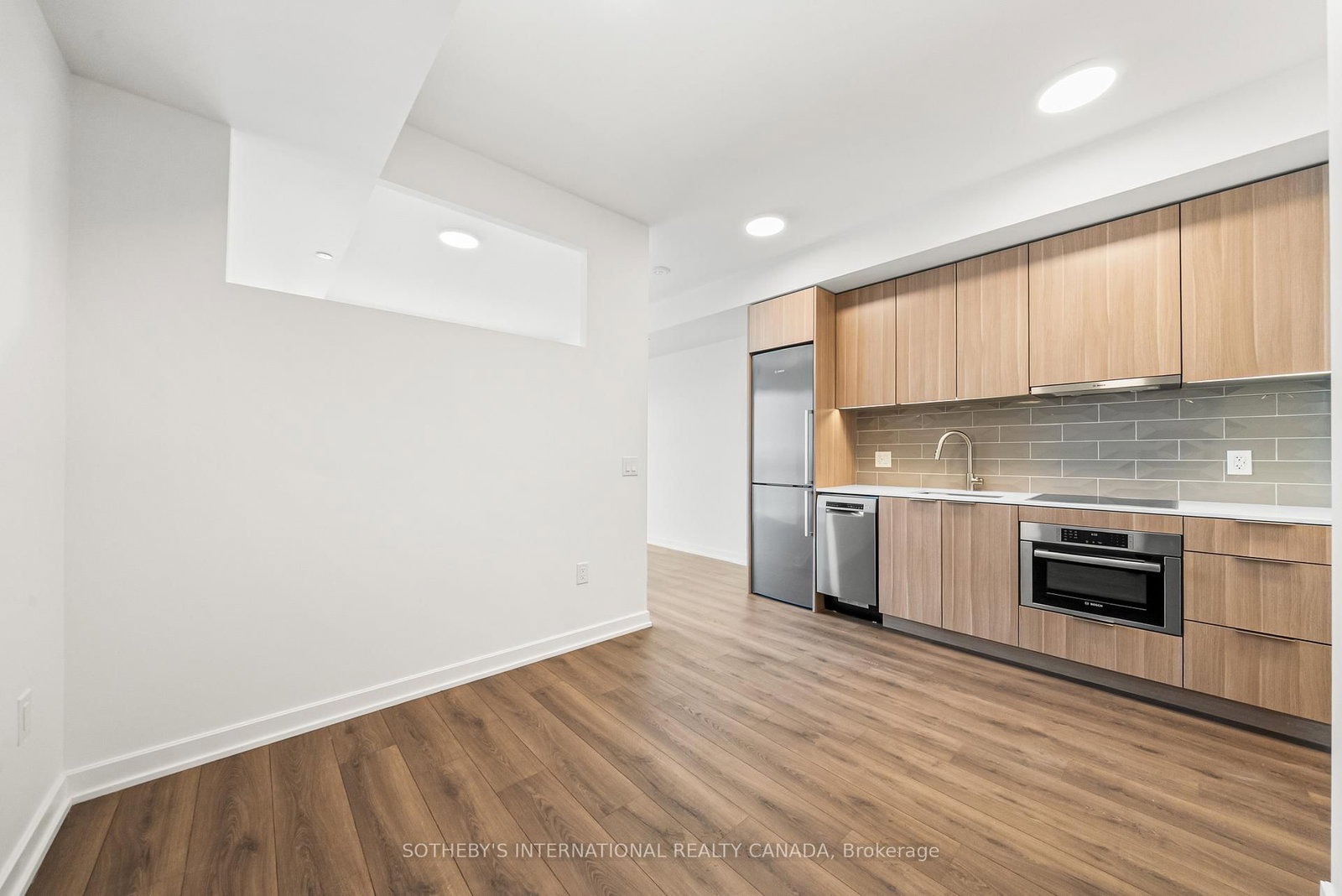 88 Bathurst Street, Unit 919 - Photo 11