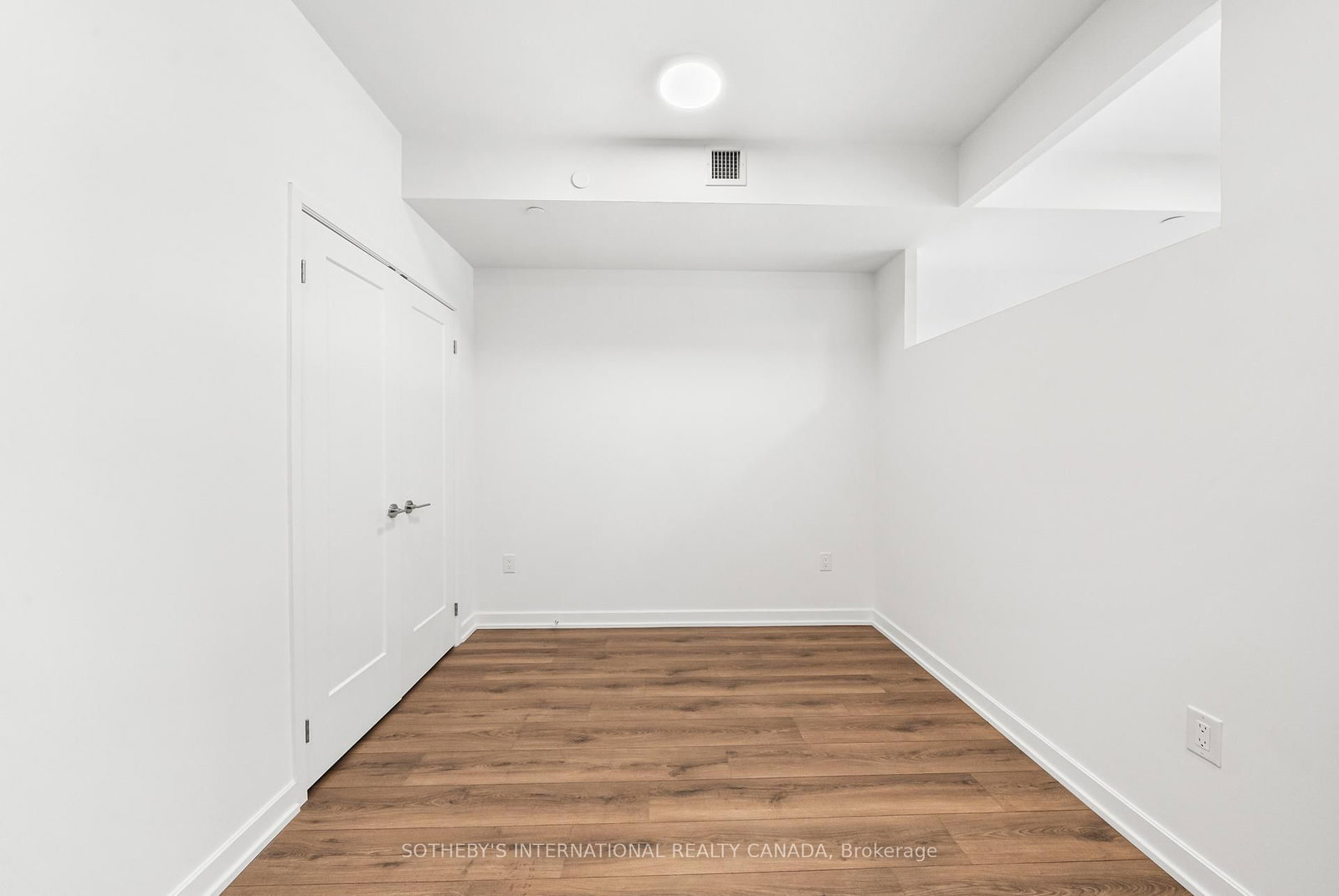 88 Bathurst Street, Unit 919 - Photo 14