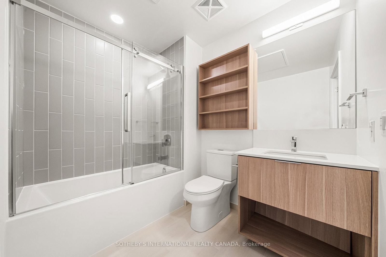 88 Bathurst Street, Unit 919 - Photo 17