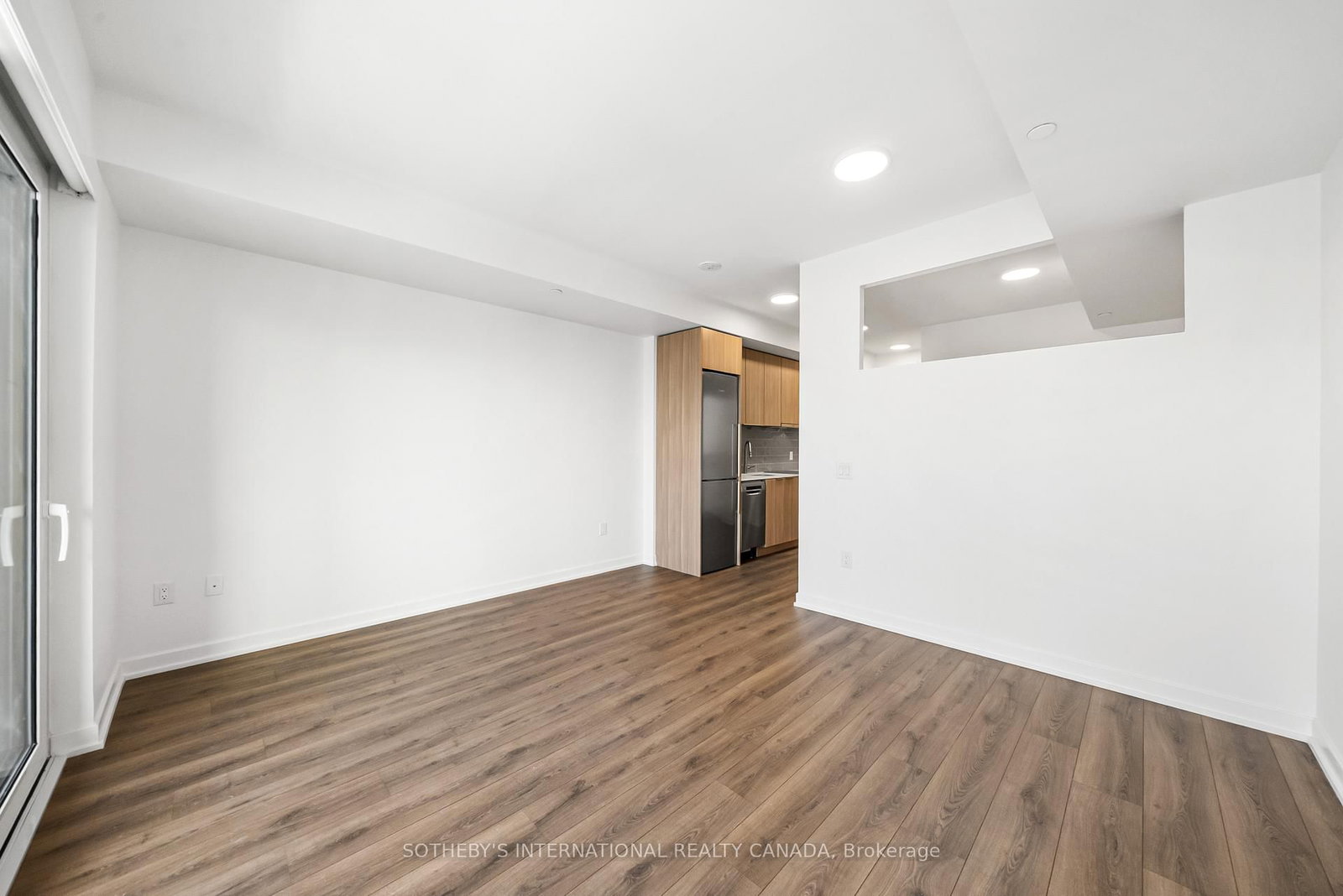 88 Bathurst Street, Unit 919 - Photo 9