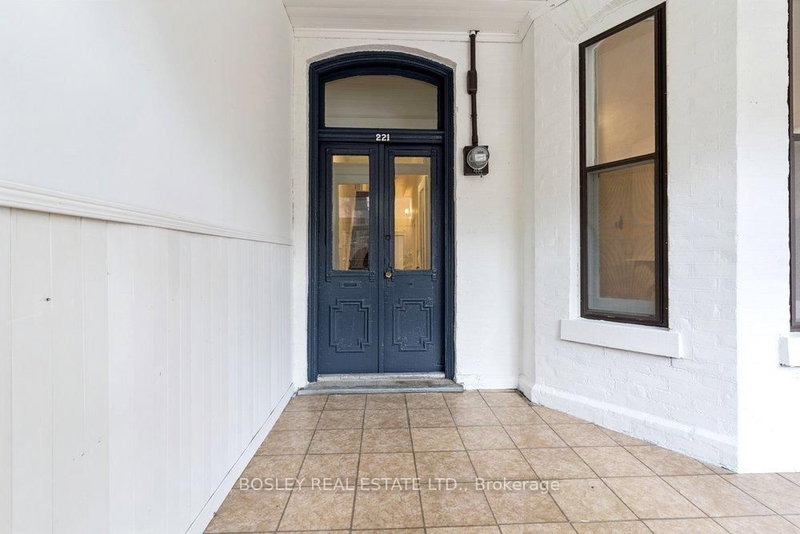 221 Beverley St, Toronto, M5T 1Z4 | Image 3