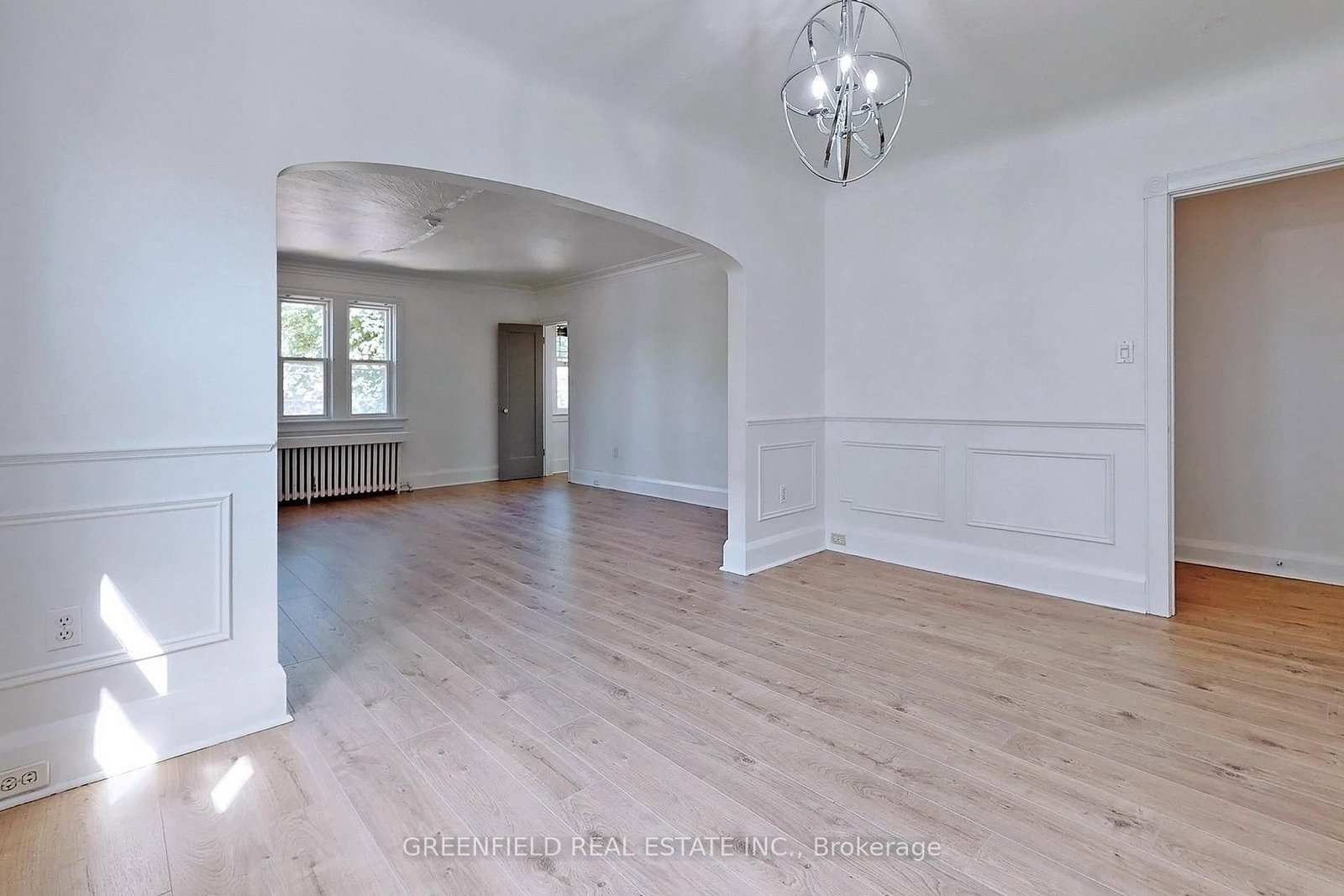 1747 Bayview Avenue, Unit Upper - Photo 11