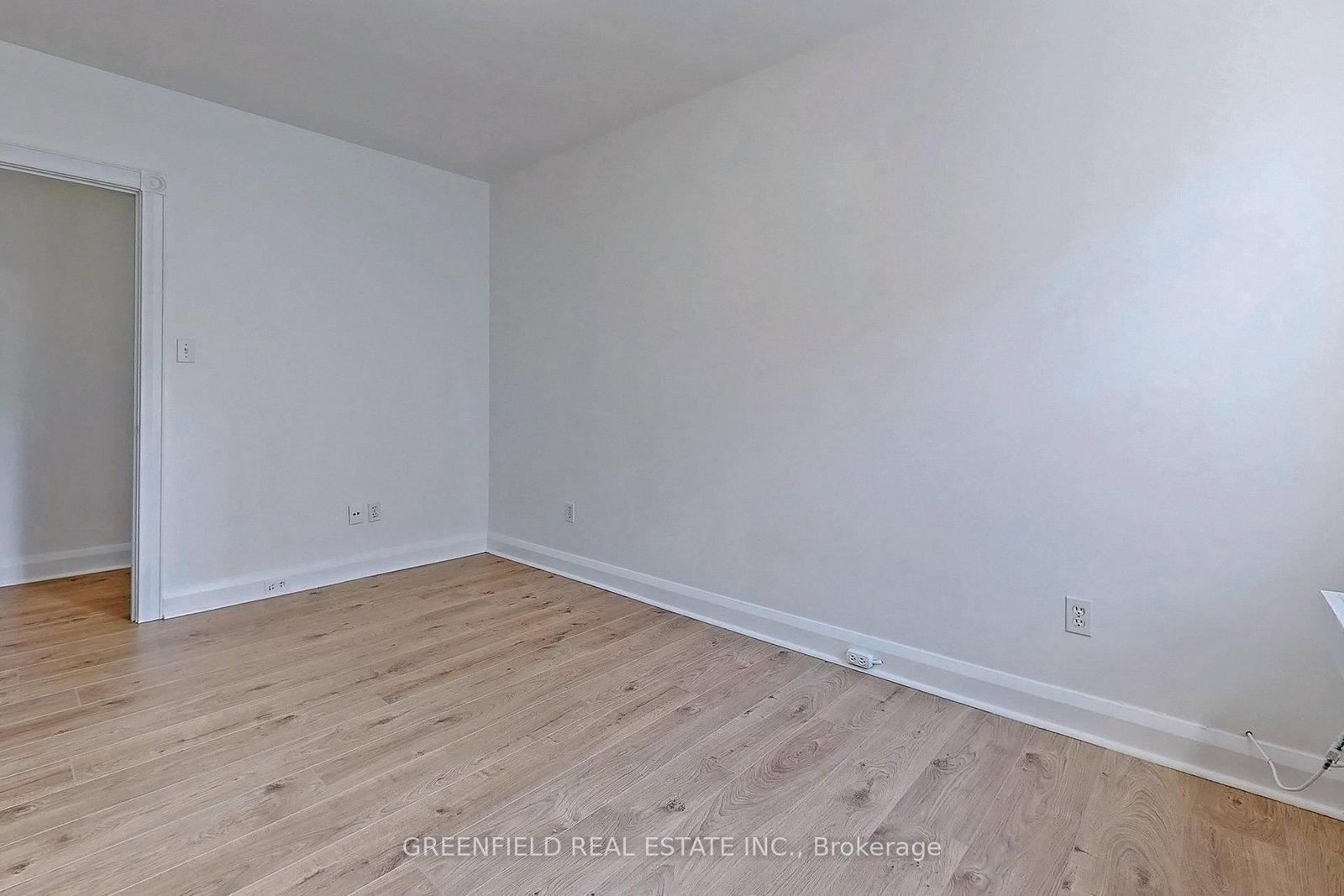 1747 Bayview Avenue, Unit Upper - Photo 15