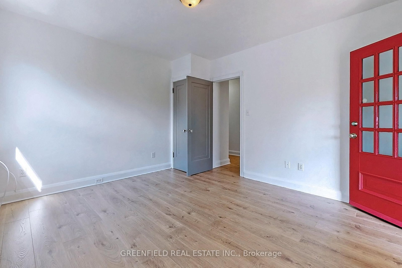 1747 Bayview Avenue, Unit Upper - Photo 18