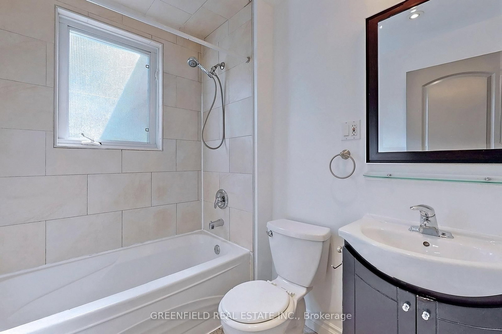 1747 Bayview Avenue, Unit Upper - Photo 20