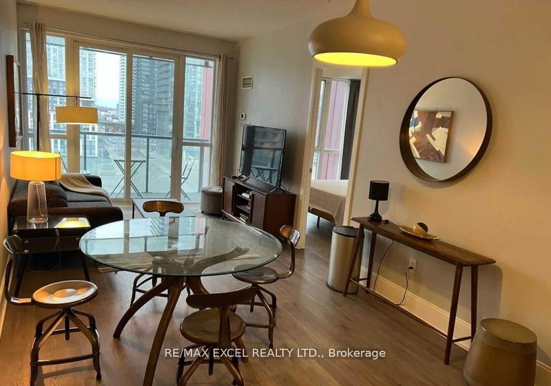 728 - 560 Front St W, Toronto, M5V 1C1 | Image 3