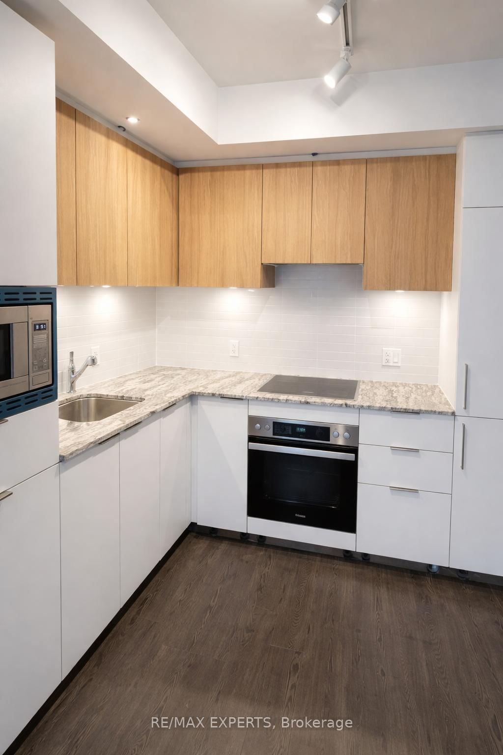 20 O'Neil Road, Unit 1518 - Photo 3