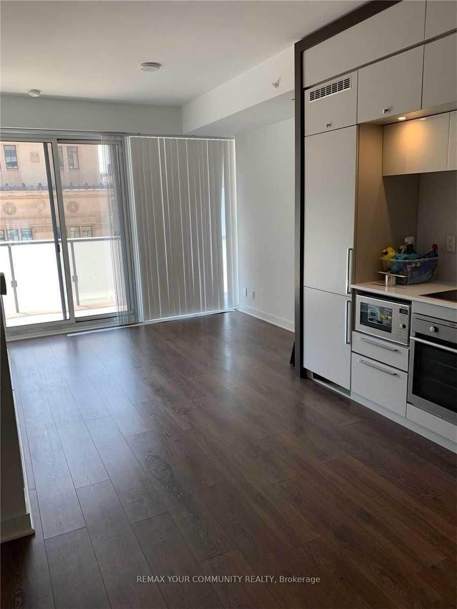 15 Grenville Street, Unit 707 - Photo 3