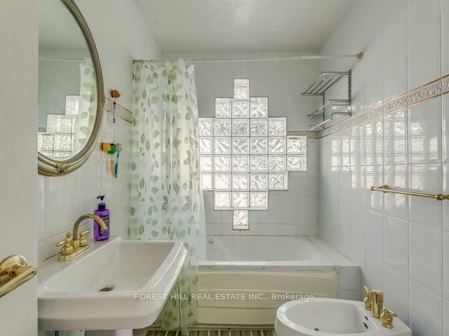 Detached House for sale at 62 Northdale Road, Toronto, Ontario, M2L 2M1 - St. Andrew-Windfields - MLS: C13000350