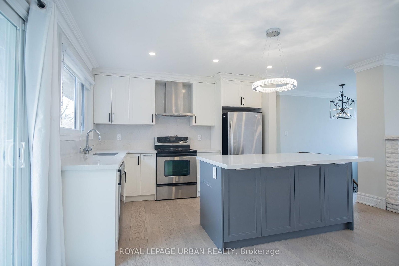 Detached House for lease at 9 Page Avenue, Toronto, Ontario, M2K 2B3 - Bayview Village - MLS: C13000394