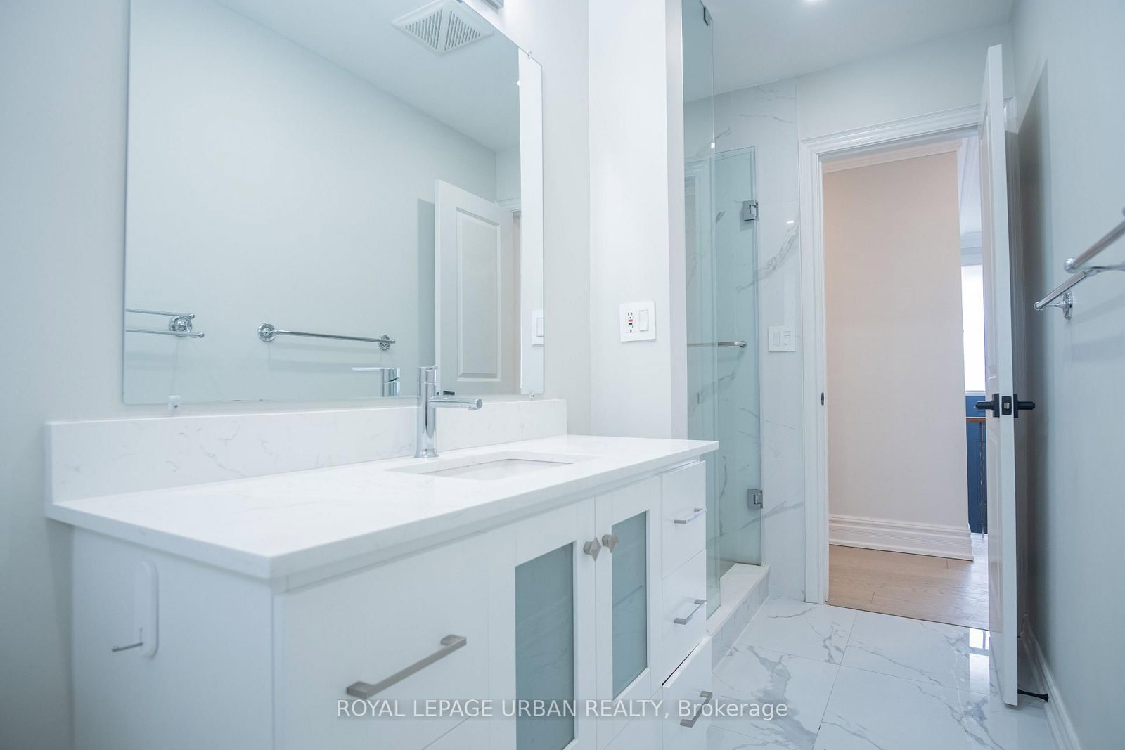 Detached House for lease at 9 Page Avenue, Toronto, Ontario, M2K 2B3 - Bayview Village - MLS: C13000394