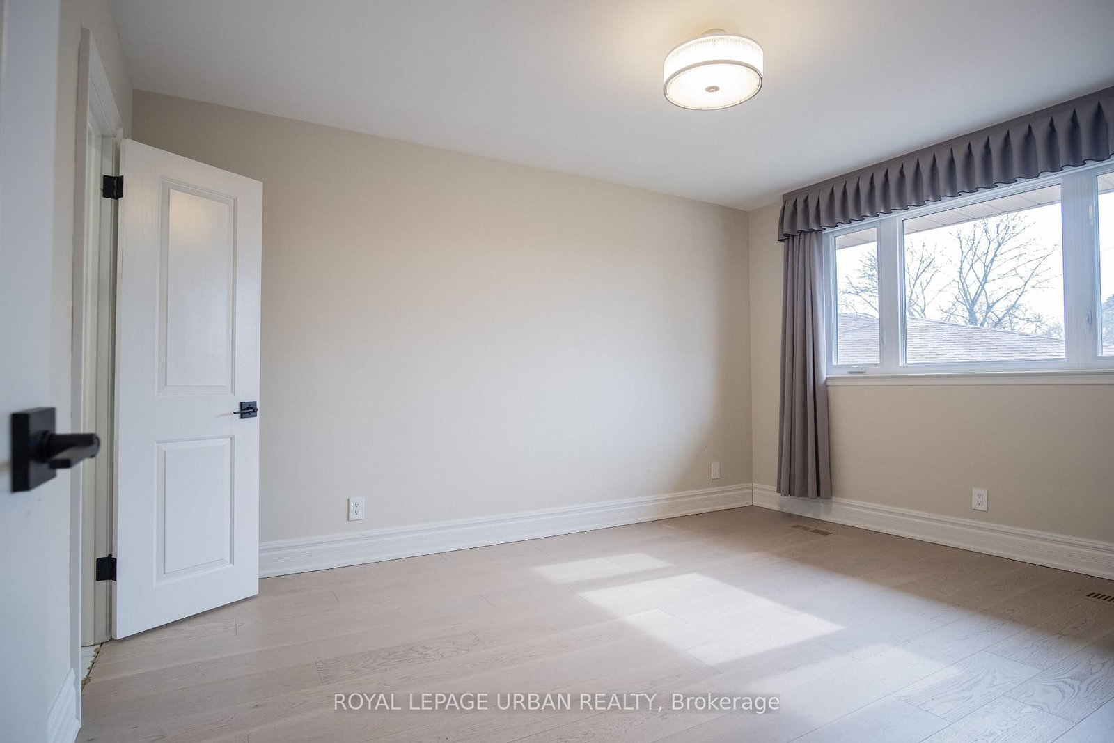 Detached House for lease at 9 Page Avenue, Toronto, Ontario, M2K 2B3 - Bayview Village - MLS: C13000394